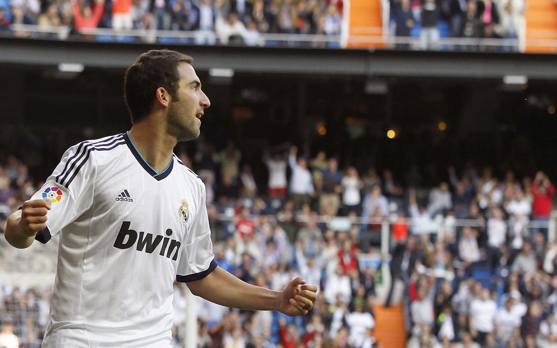 世界杯小组赛第二轮：阿根廷2比0击败德国 梅西制造两球再成主角